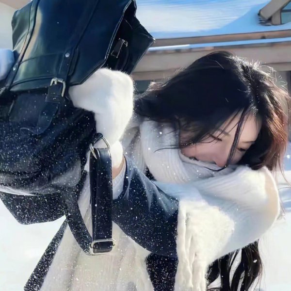 两个月亮